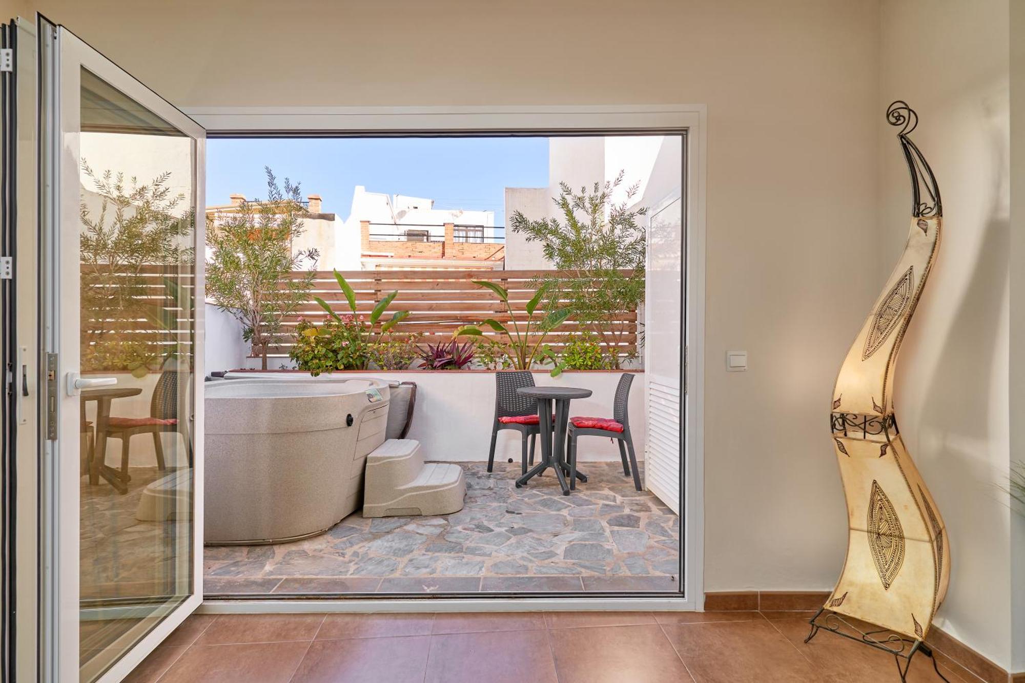 Luxury 1St Floor Apartment In Nerja Luaran gambar